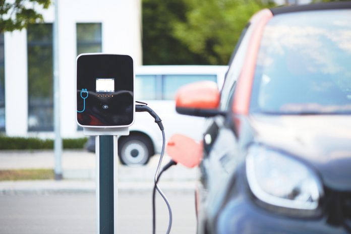 Carro elétrico, muitos carros em um