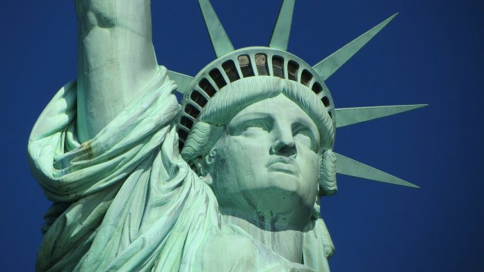 Parte da estátua da liberdade de nova iorque