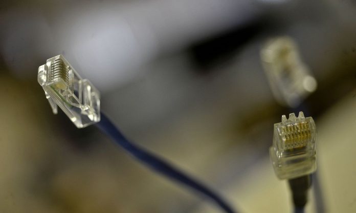 O Centro de Estudos e Pesquisas em Tecnologia de Redes e Operações (Ceptro.br) divulga a plataforma Conectividade na Saúde