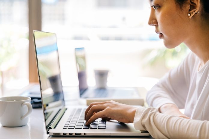 Estudo realizado pela Pearson ouviu 6 mil mulheres em 6 países para entender a percepção em relação às suas carreiras