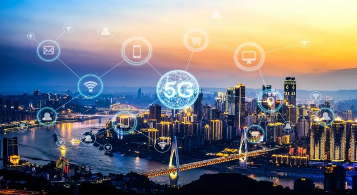 Como a tecnologia contribui para o desenvolvimento de cidades inteligentes