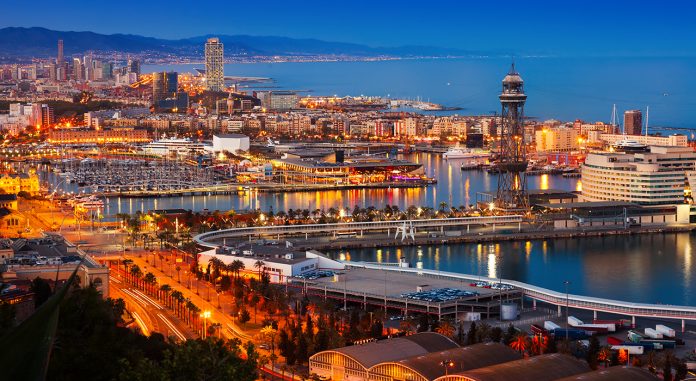 Vagas inteligentes em Barcelona; saiba como iniciativa revoluciona a cidade