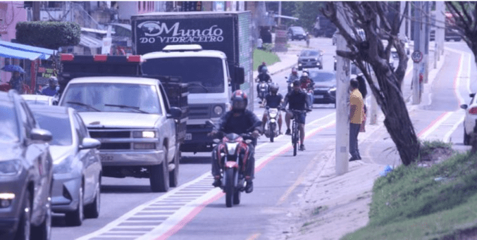 O que mudou nas regras para motos e ciclomotores em grandes cidades