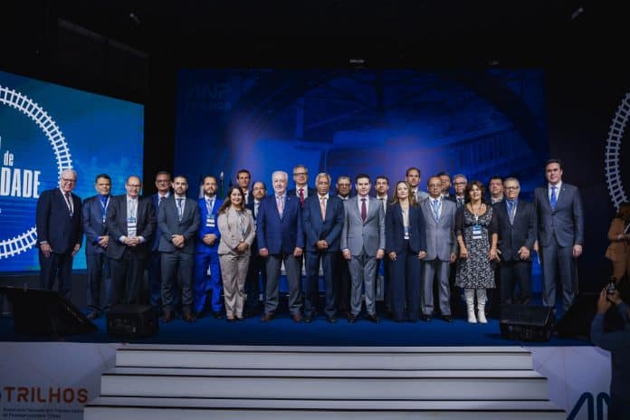 Ministro das Cidades e autoridades debatem o avanço da rede de trilhos urbanos no Fórum de Mobilidade ANPTrilhos