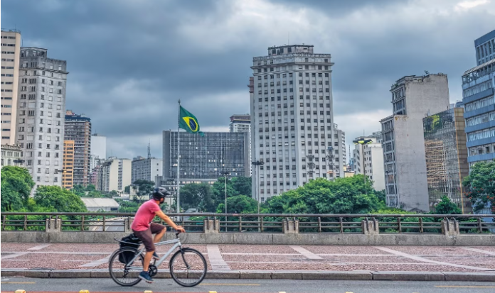Infraestrutura adequada é principal estímulo para 54% dos ciclistas, aponta Perfil do Ciclista 2024