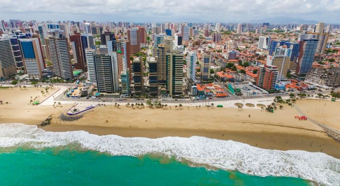 Fotografia aérea de Fortaleza uma das cidades inteligentes