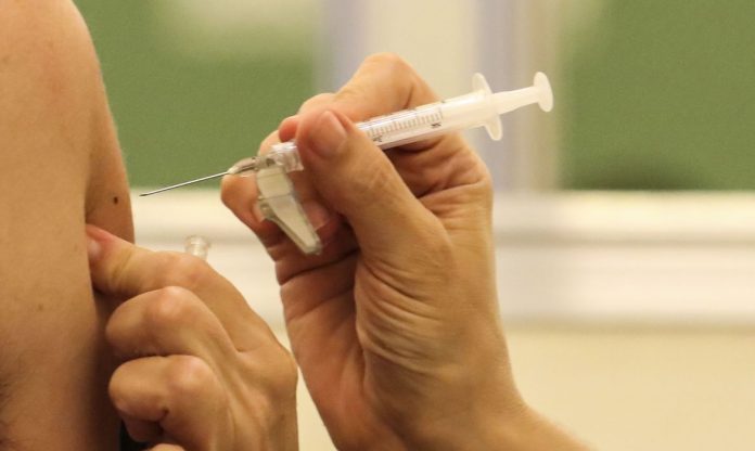 Casos de gripe disparam e reforçam alerta para a necessidade de se vacinar