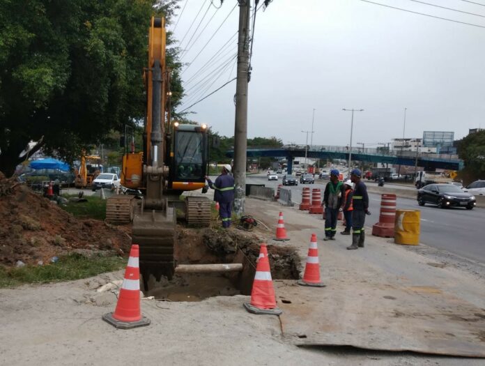 Florianópolis: CASAN inicia implantação de rede de esgoto em alça da SC-401